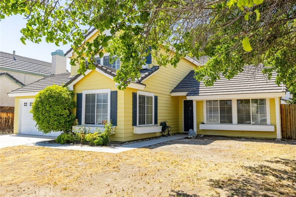 Lancaster, CA 93536,3238 W Avenue J2