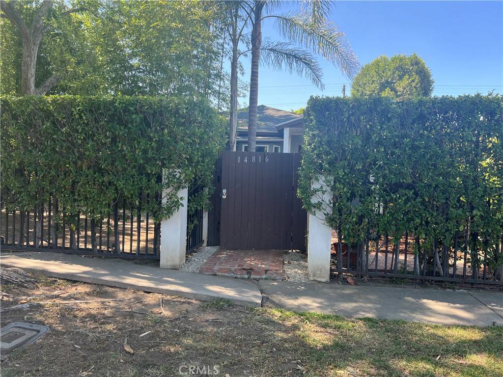 Van Nuys, CA 91405,14816 Covello ST