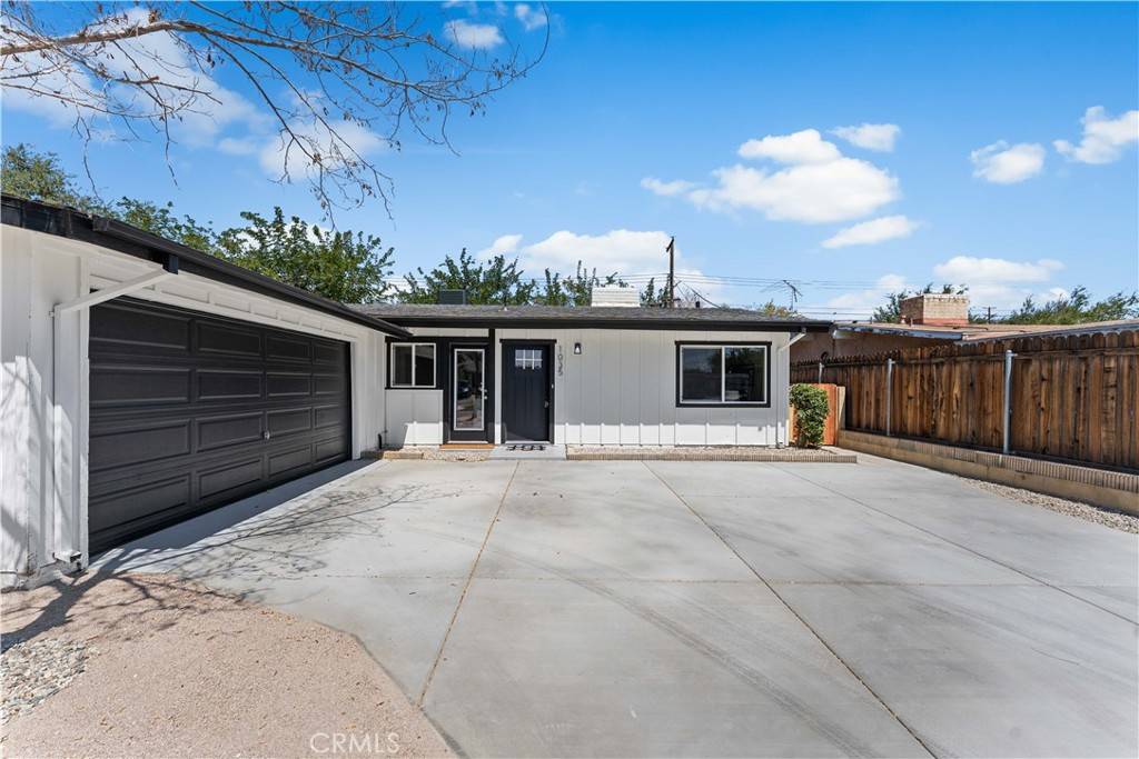 Lancaster, CA 93534,1035 W Avenue H3