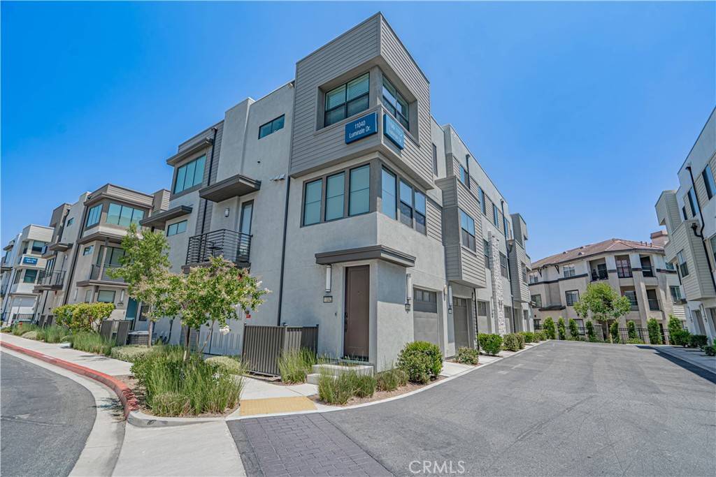 Rancho Cucamonga, CA 91730,11052 Luminate DR