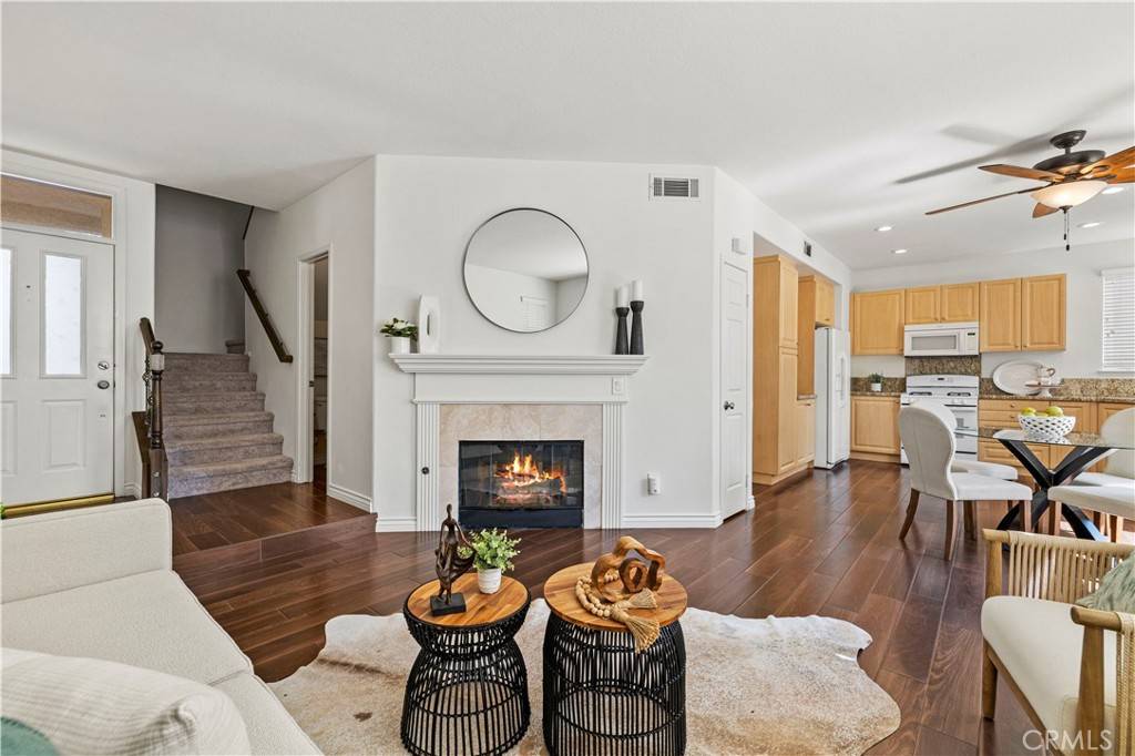 Valencia, CA 91354,27139 Saddlepeak TRL