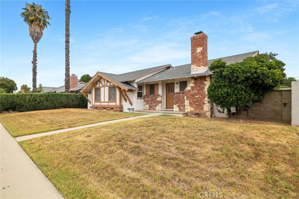 Canoga Park, CA 91304,7646 De Soto AVE