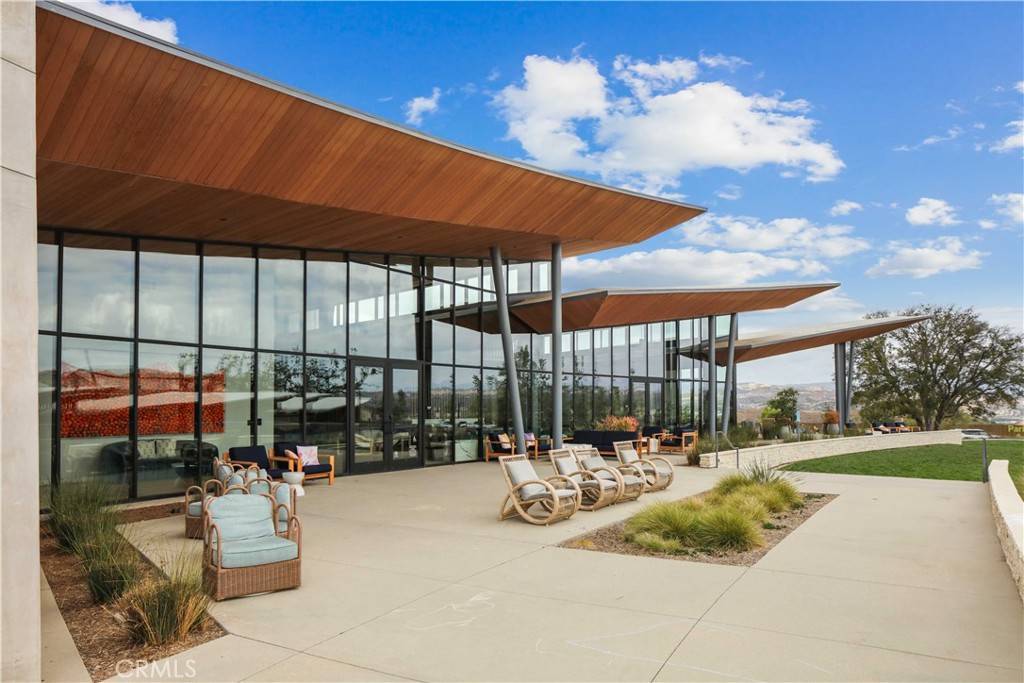 Valencia, CA 91381,26973 Prospector RD #302