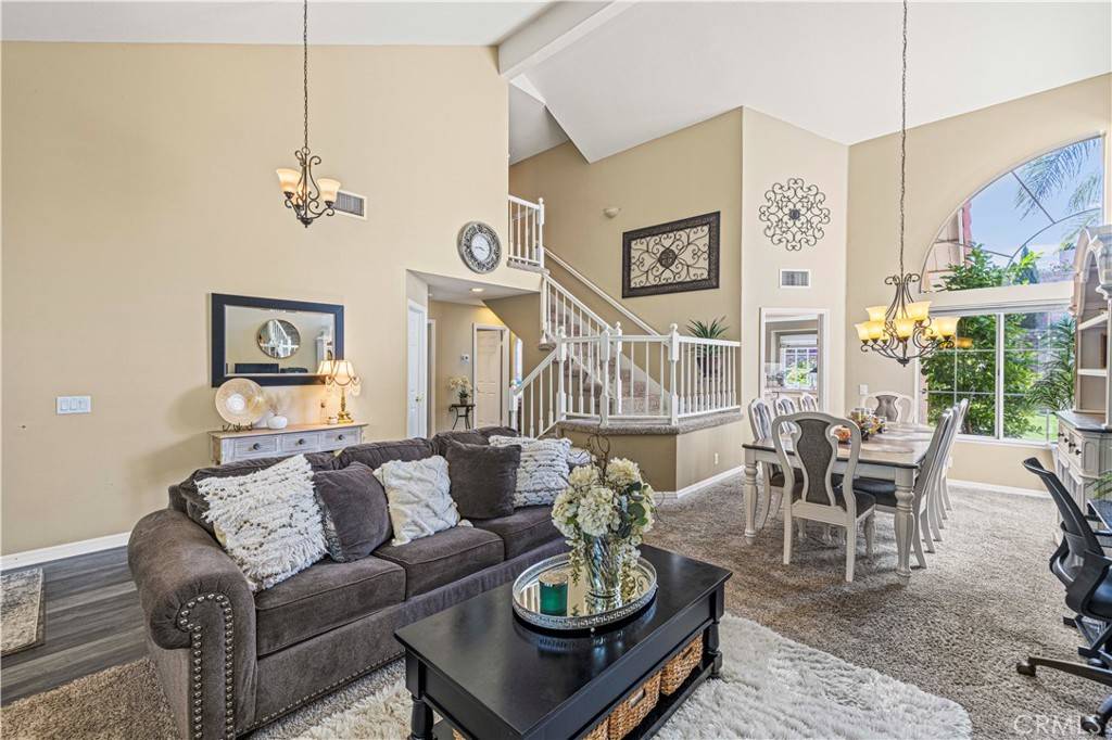 Saugus, CA 91390,28860 Woodside DR