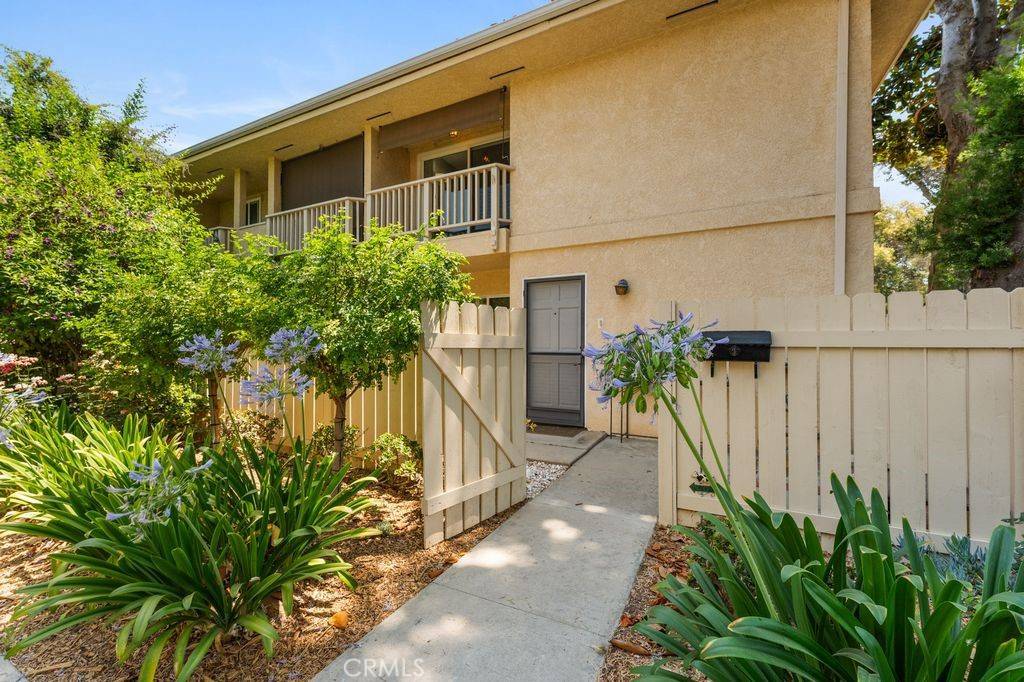 Reseda, CA 91335,18411 Strathern ST #1