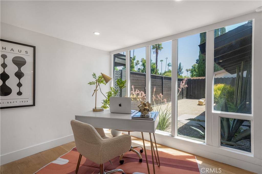 Woodland Hills, CA 91367,6451 Jumilla AVE