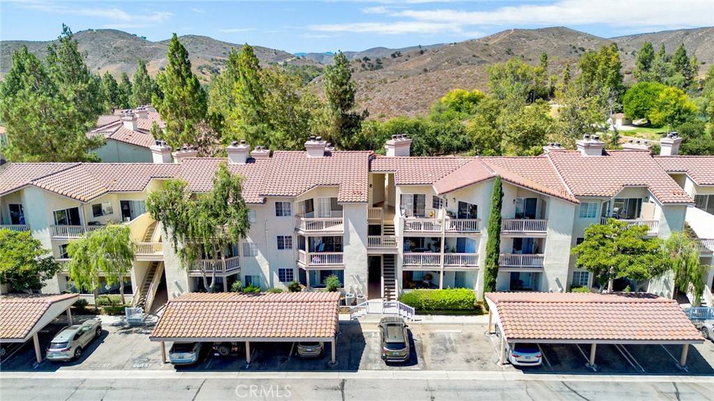Oak Park, CA 91377,5744 Oak Bend LN #203