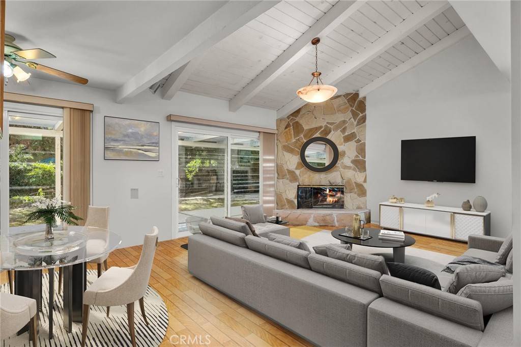 Northridge, CA 91325,9121 Paso Robles AVE