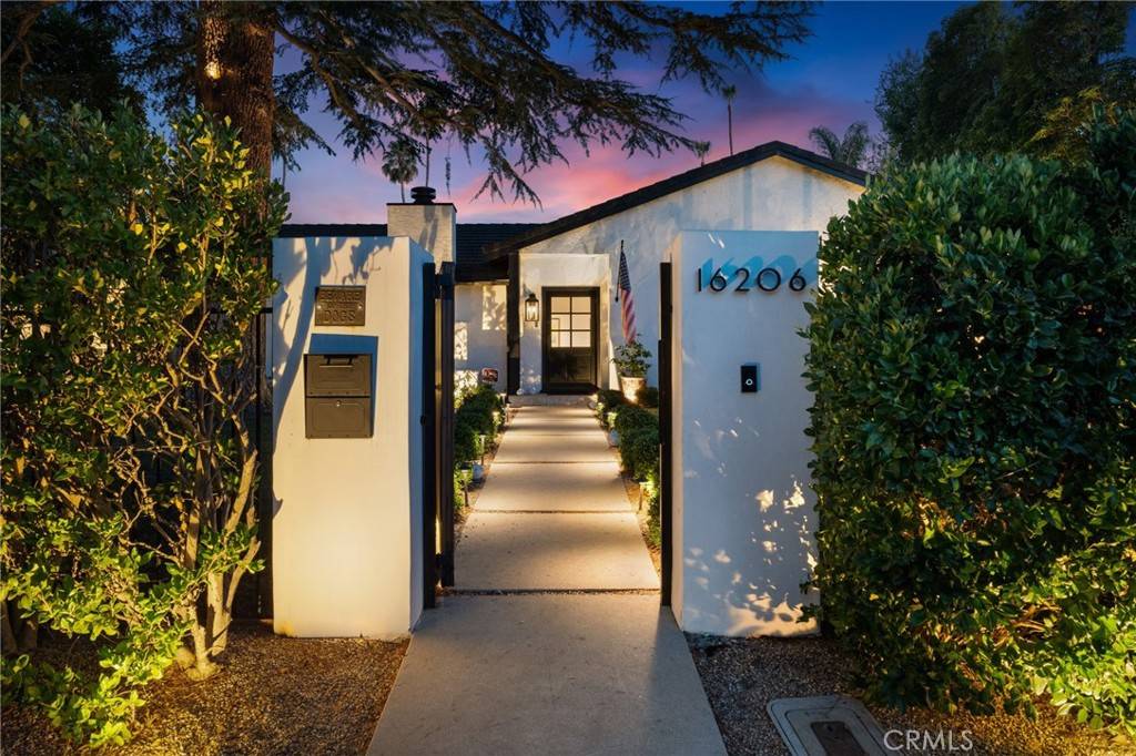 Encino, CA 91436,16206 Morrison ST
