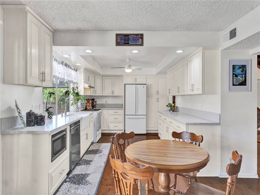 North Hills, CA 91343,15920 Bahama ST