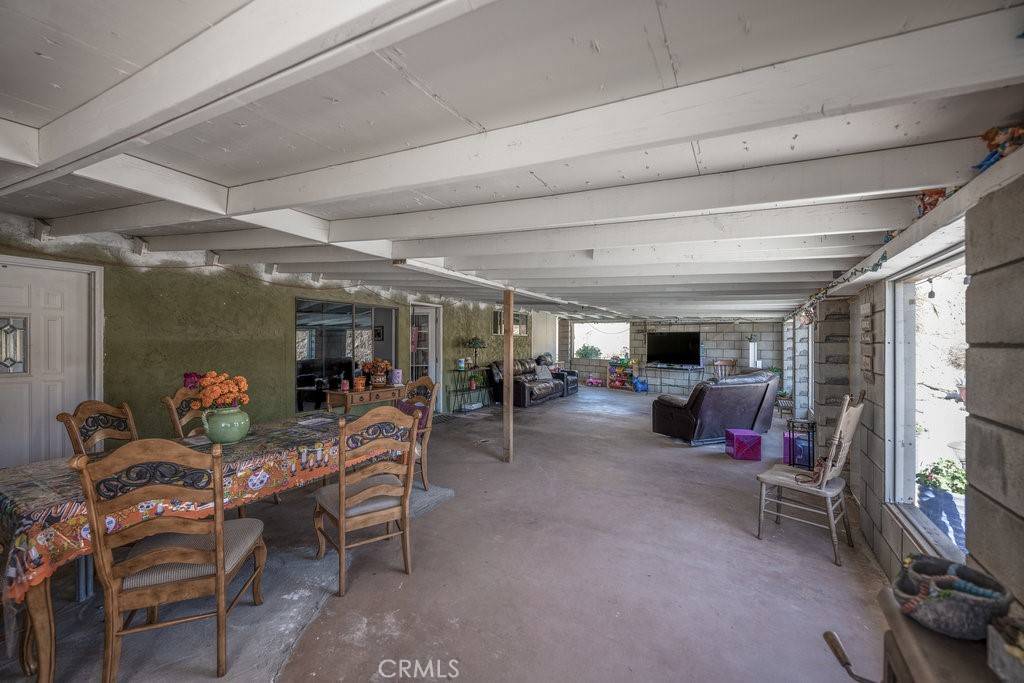 Agua Dulce, CA 91390,9555 1/2 Hierba RD