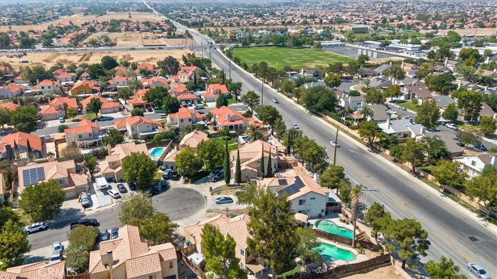 Palmdale, CA 93552,4023 Lexington CT