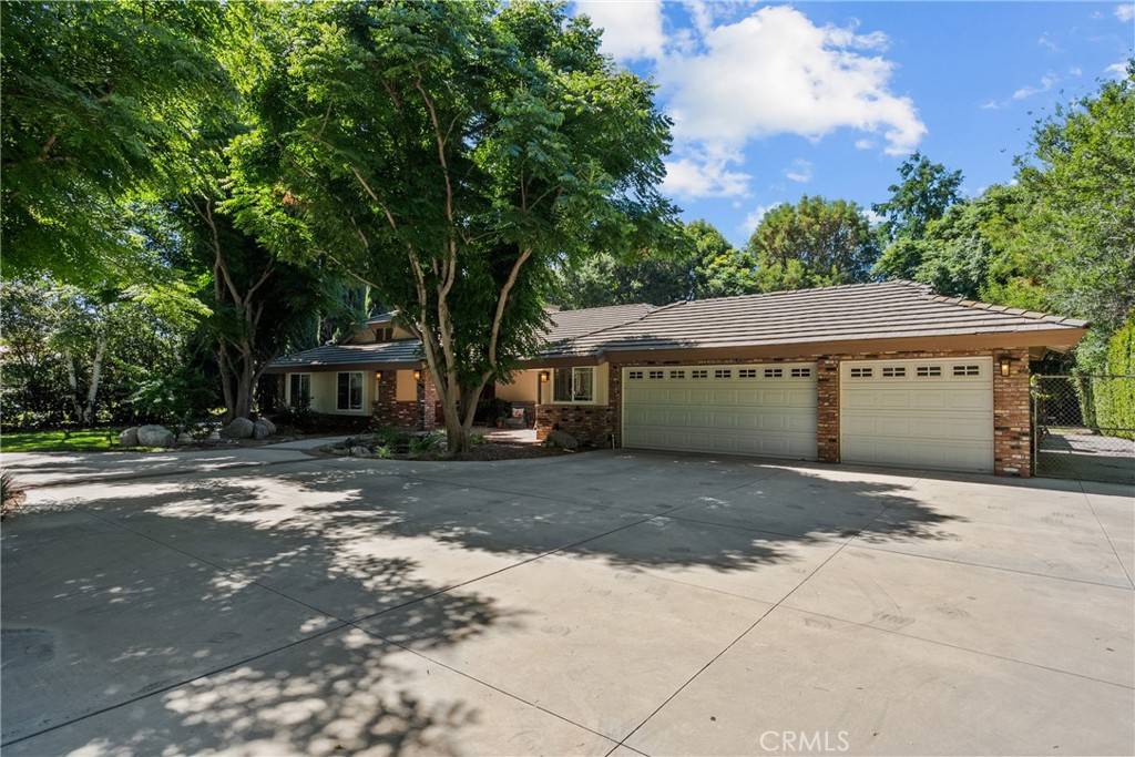 Newhall, CA 91321,22126 Oak Orchard RD