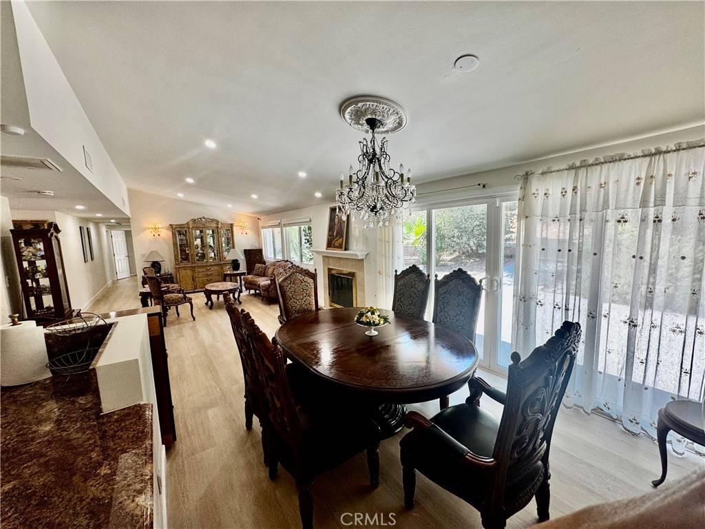 Woodland Hills, CA 91367,20537 Aetna ST