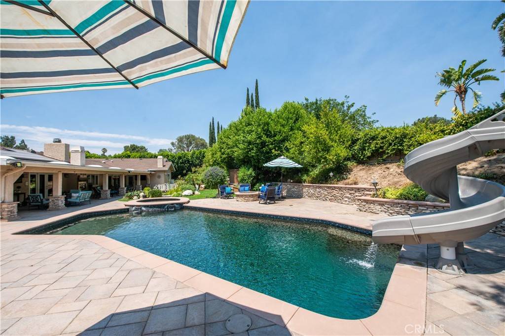 Granada Hills, CA 91344,16426 Knollwood DR