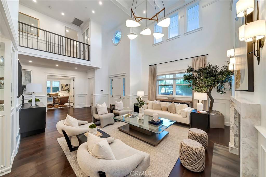 Encino, CA 91316,4821 Oak Park AVE