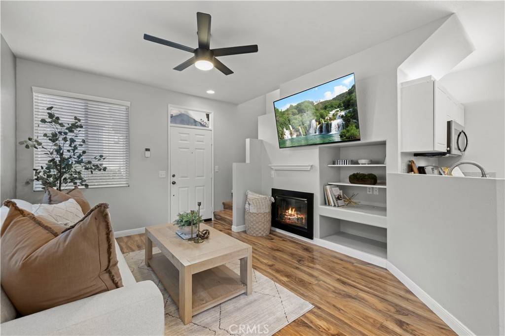 Valencia, CA 91354,26955 Hillsborough #60