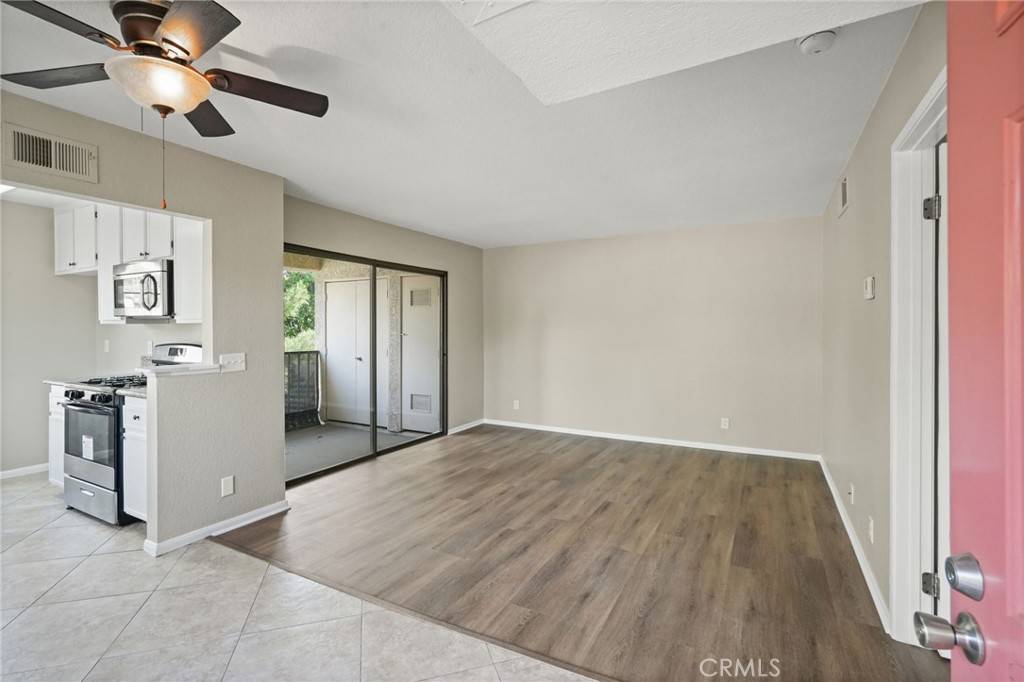 Palmdale, CA 93550,2554 Olive DR #2