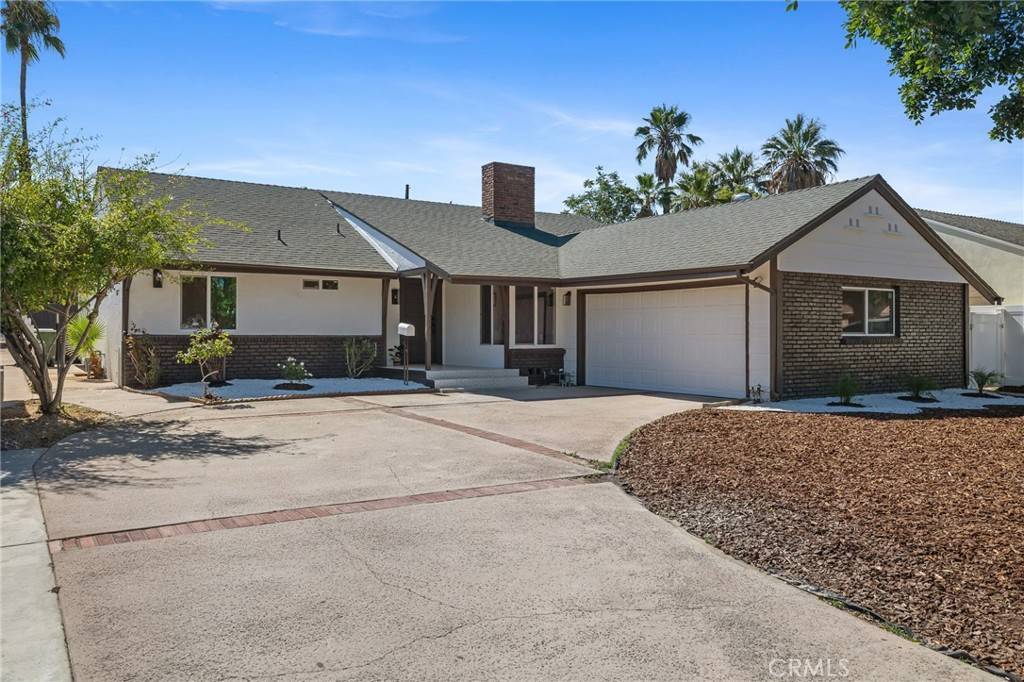 San Fernando, CA 91345,10217 Lemona AVE