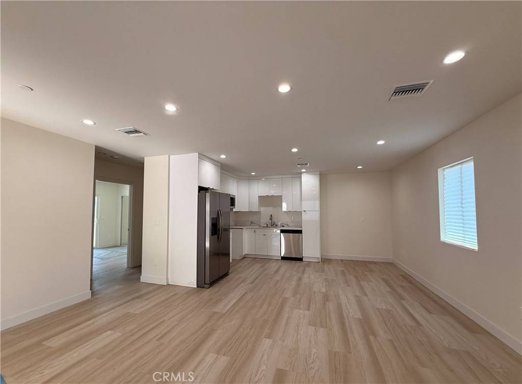 Sun Valley, CA 91352,11156 Wyandotte ST