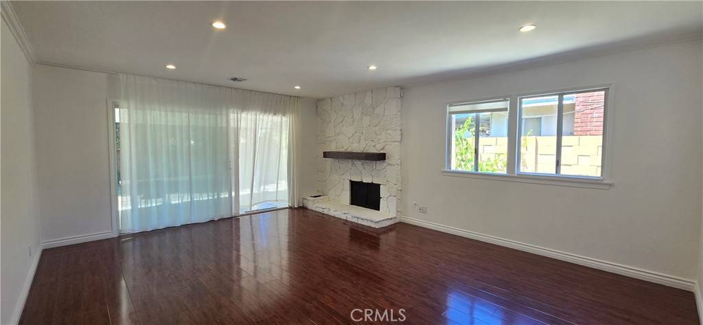 Granada Hills, CA 91344,10937 Collett AVE