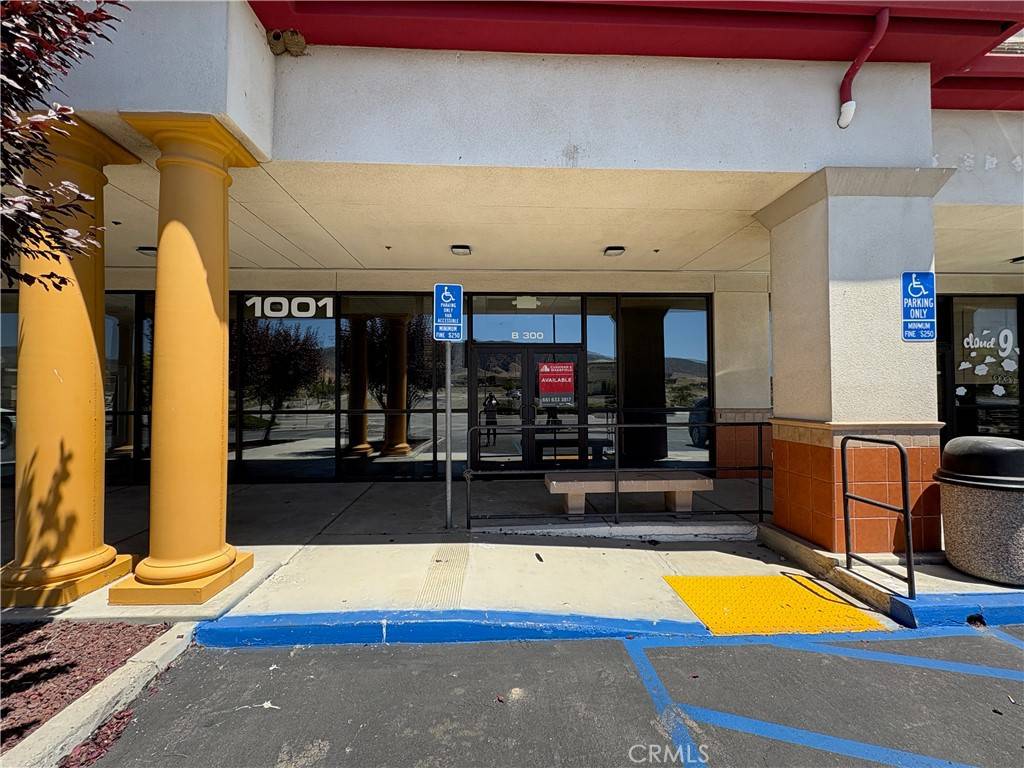 Tehachapi, CA 93561,1001 W Tehachapi BLVD #B300