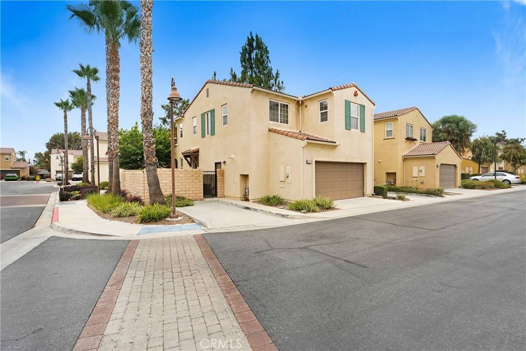 Simi Valley, CA 93065,2917 Palmera LN