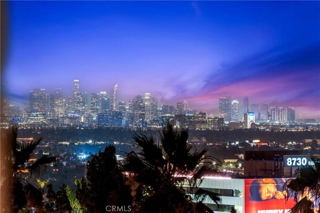 West Hollywood, CA 90069,1264 Ozeta TER #301