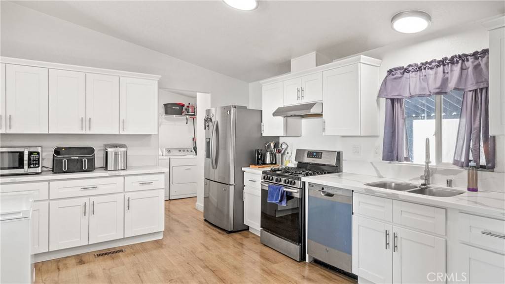 Palmdale, CA 93550,3524 E Avenue R #236