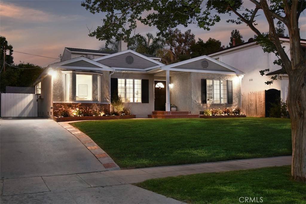 Studio City, CA 91604,4058 Shadyglade AVE