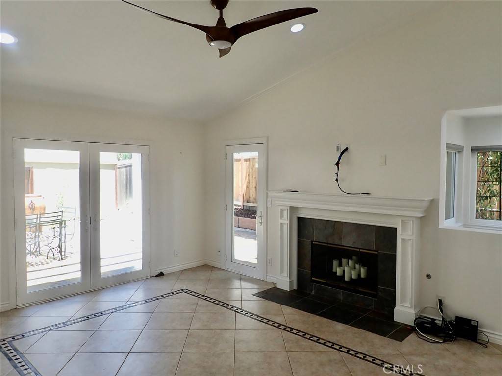 Calabasas, CA 91302,4355 Oak Glen ST