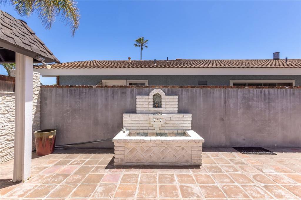 Ventura, CA 93001,2823 Seahorse AVE