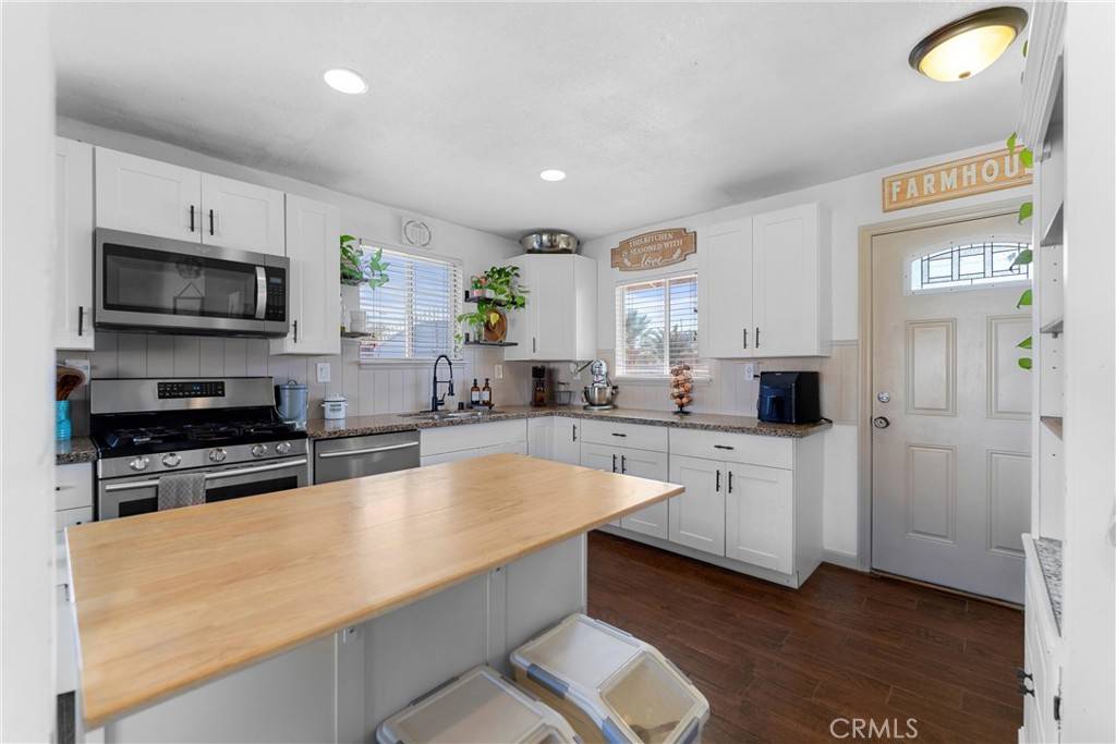 Lancaster, CA 93535,44210 Stanridge AVE