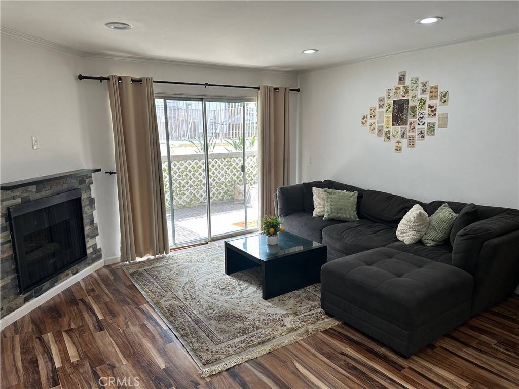 Winnetka, CA 91306,20253 Keswick ST #105