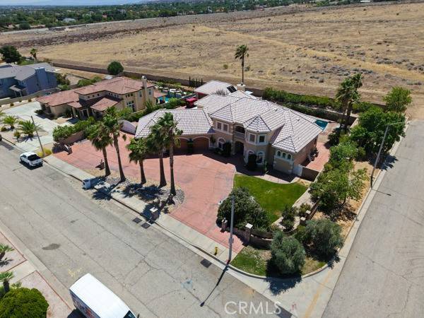Palmdale, CA 93551,6152 Parker DR