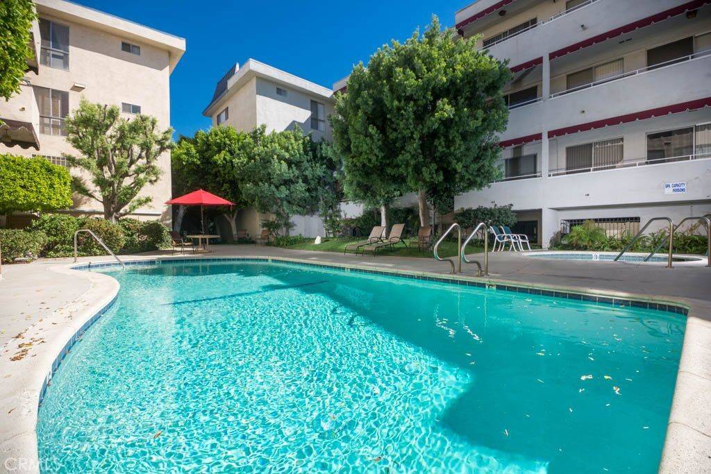 Encino, CA 91316,5343 Yarmouth AVE #207