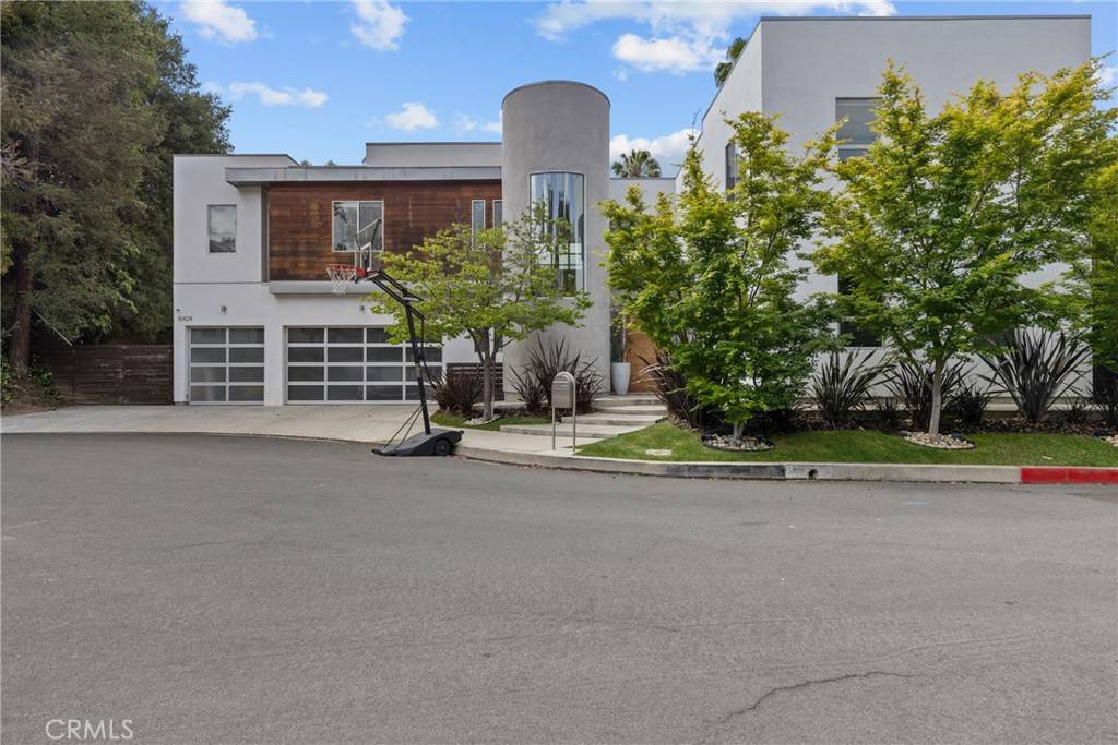 Encino, CA 91436,16424 Marbro DR