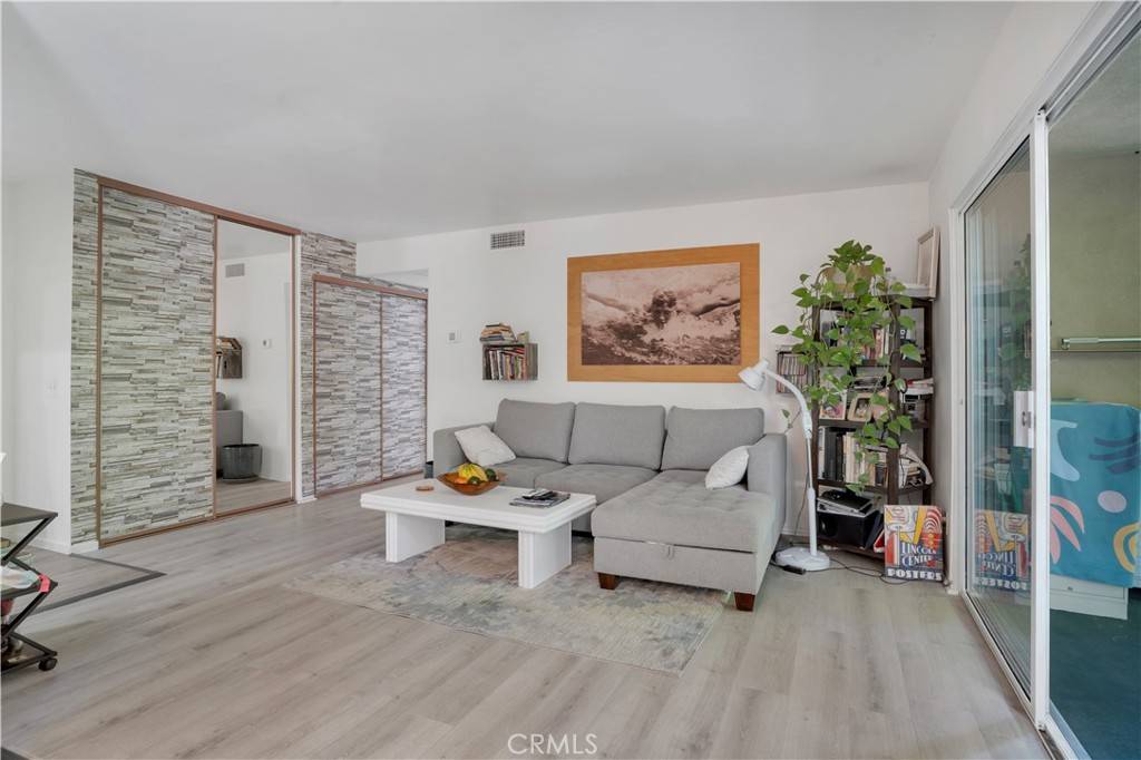 Thousand Oaks, CA 91360,291 Sequoia CT #13
