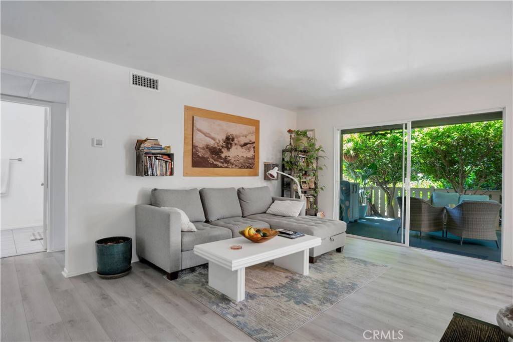 Thousand Oaks, CA 91360,291 Sequoia CT #13