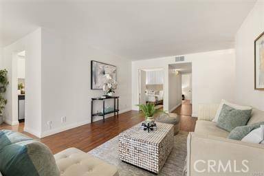 Calabasas, CA 91302,4722 Park Granada #205