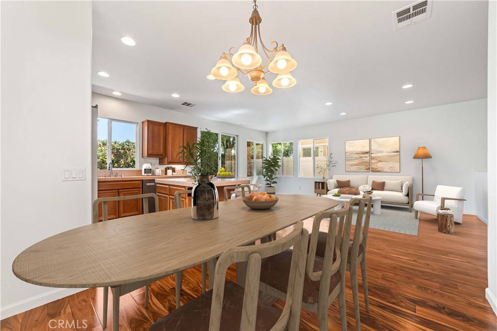 North Hills, CA 91343,15053 Northwind LN