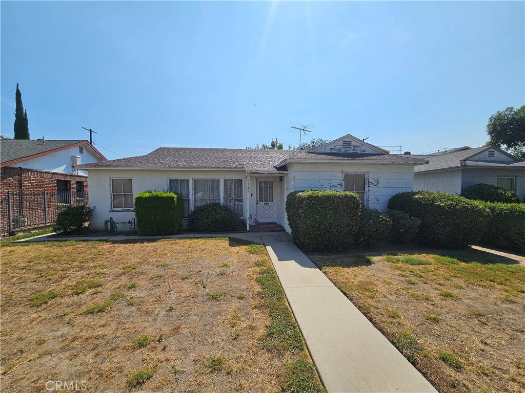 Northridge, CA 91325,8132 White Oak AVE