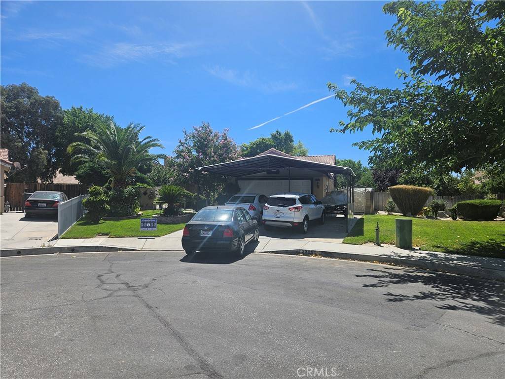 Lancaster, CA 93535,3320 Kipper CT