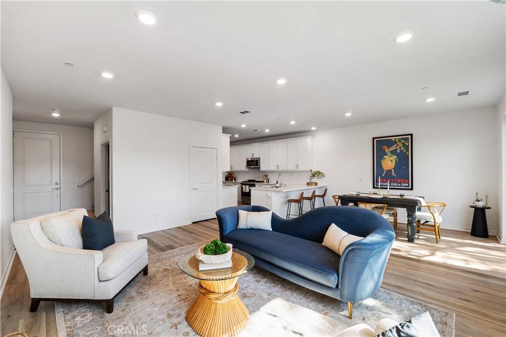 Northridge, CA 91325,8255 N Sophie CT