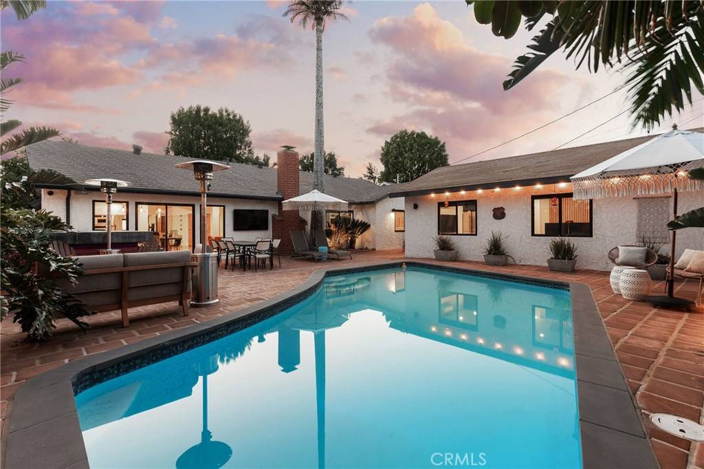 West Hills, CA 91307,7454 Sausalito AVE