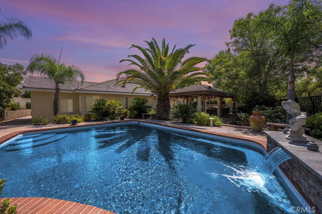 Castaic, CA 91384,30117 GALBRETH CT
