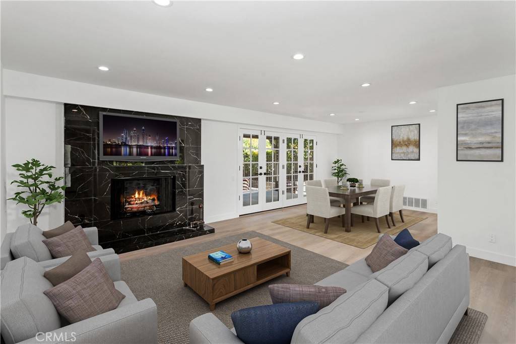 Thousand Oaks, CA 91362,1214 Wilder ST