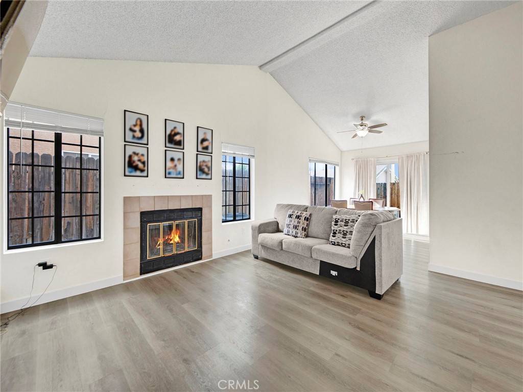 Palmdale, CA 93550,2261 Mark AVE
