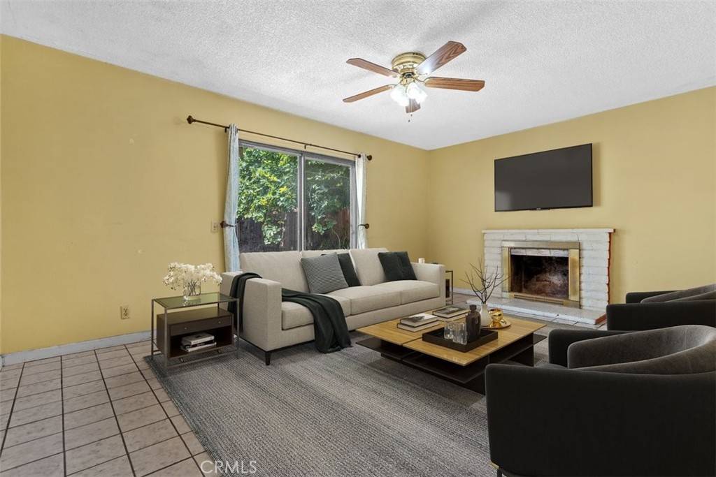 Oxnard, CA 93033,4701 Boston WAY