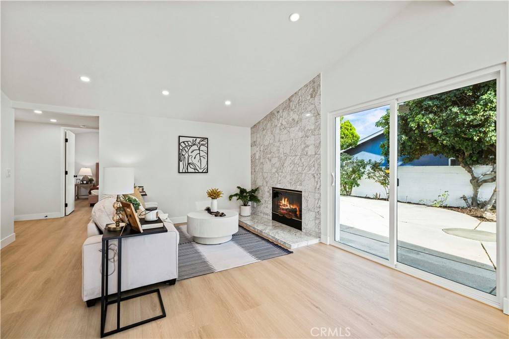Granada Hills, CA 91344,10839 Danube AVE